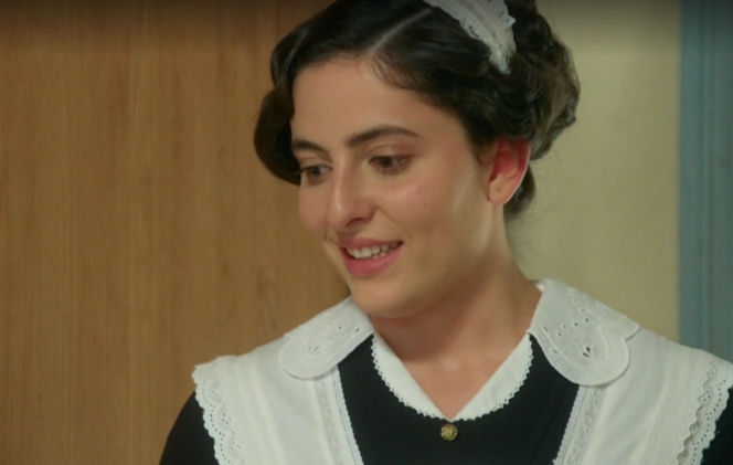 La promesa, odcinek 371: Lope wie, że nie może dłużej ukrywać swoich uczuć, ale boi się reakcji Very