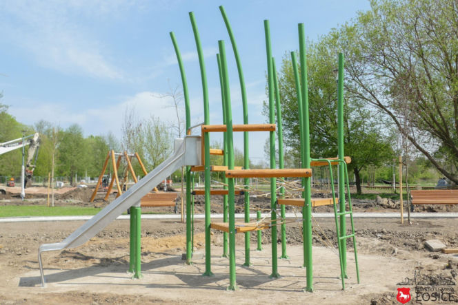 Realizacja projektu pod nazwą „Rozwój infrastruktury turystycznej i sportowej na terenie Miasta i Gminy Łosice” postępuje!