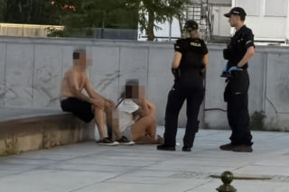 Nietrzeźwy mężczyzna tańczył na murku, stracił równowagę i spadł na podjazd garażu podziemnego