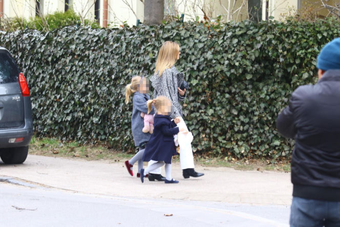 Kasia Tusk z córkami z koszyczkiem przyjechali do Donalda