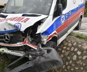 Wypadek karetki w Koniku Nowym