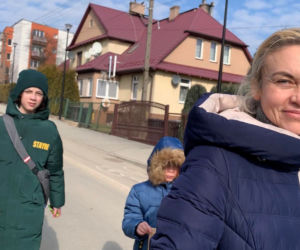 Te rodziny z Ukrainy już są bezpieczne. Pomogli im starachowiczanie