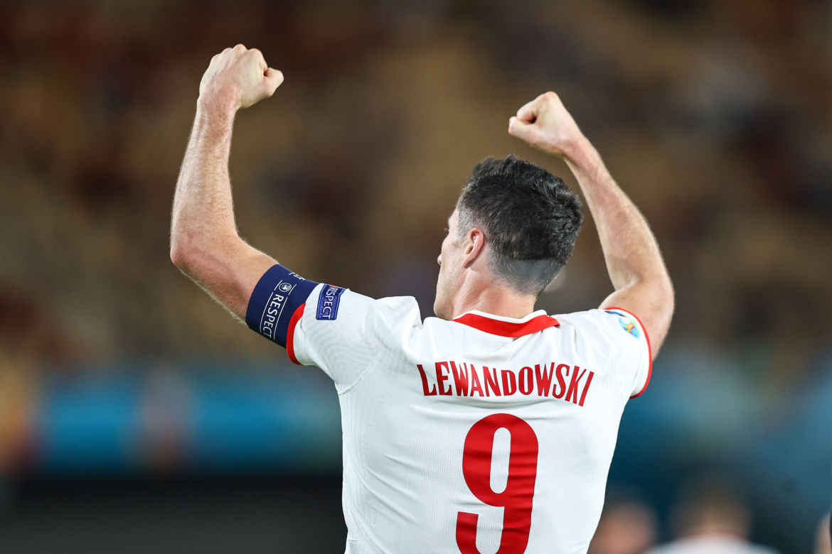 Robert Lewandowski w ciuchach wartych samochód
