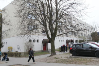 Małżeństwo seniorów nie żyje, ranny wnuk w szpitalu. Szokujące, co mówią sąsiedzi!