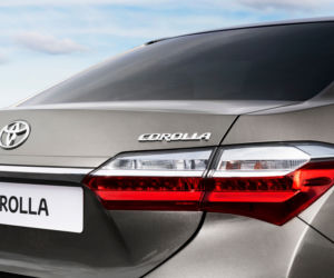 Toyota Corolla lifting 2016