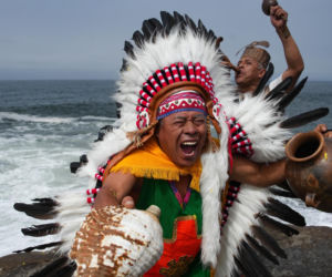 Halucynogenne rośliny wyjawiły szamanowi przyszłość Trumpa. To budzi grozę