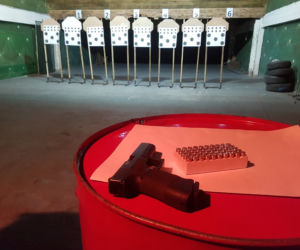 Odwiedź strzelnicę C4 Guns