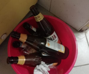 Pili alkohol na stołówce w podstawówce