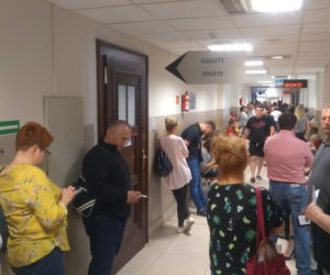 Gigantyczne kolejki po paszport we Wrocławiu