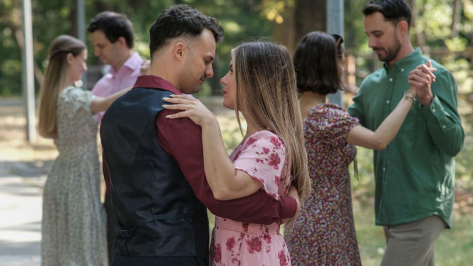 Barwy szczęścia odc. 3300. Agata (Natalia Zambrzycka), Ignacy (Olaf Staszkiewicz)