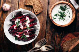 Z buraków robię pyszną i zdrową przekąskę. Pracy przy niej tyle co nic, a smaku co niemiara 