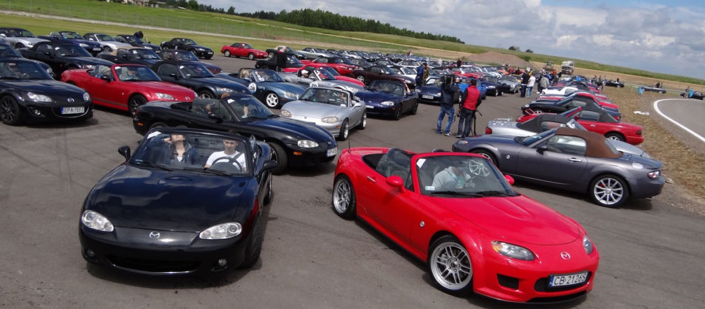 Mazda MX-5 - zlot 2014 fanów w Polsce na torze Jastrząb