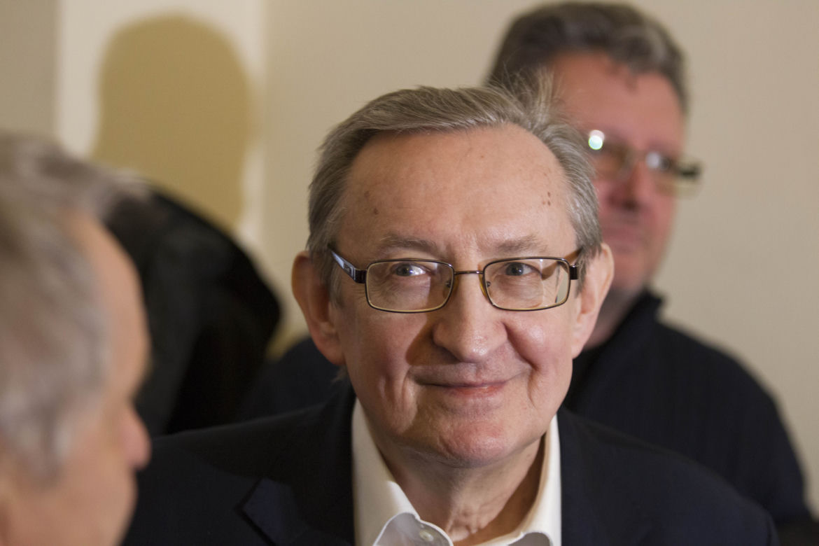 Józef Pinior oskarżony o branie łapówek