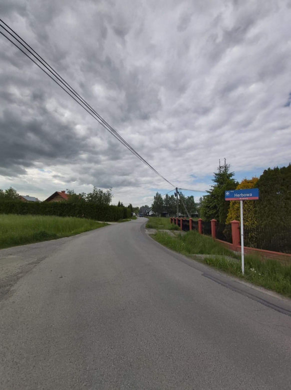 Rzeszów: Tajemnicza śmierć przy ul. Herbowej. Zwłoki mężczyzny w rowie! Co tam się stało?!