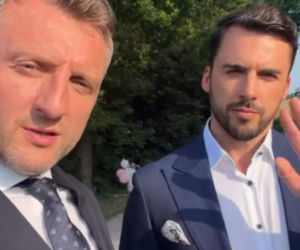 M jak miłość nowy sezon. Bartek (Arkadiusz Smoleński), Rafał (Jakub Kucner) na planie