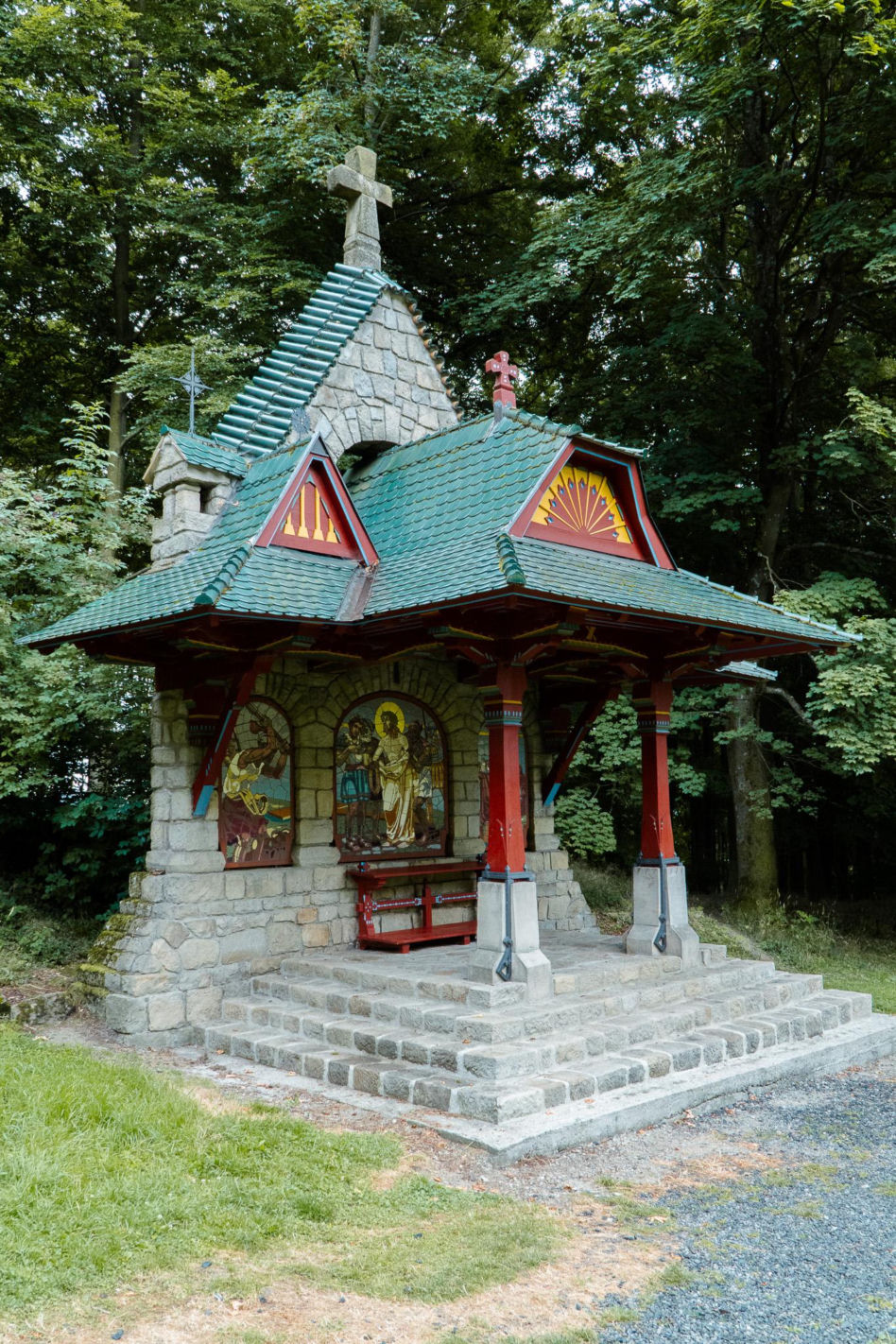 Stacje drogi krzyżowej proj. Dušana Jurkoviča