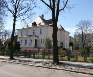 To miasto na Śląsku zachwyca perłami architektury. Zabytkowe osiedla robią wrażenie!