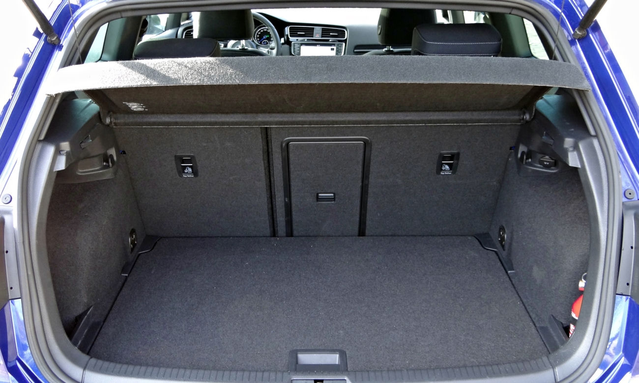 Volkswagen Golf R 2.0 TSI 300 KM