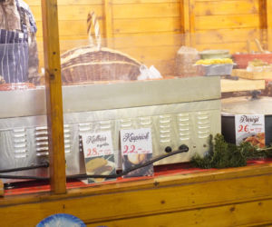 Jarmark bożonarodzeniowy w Katowicach 2025: Menu i cennik przysmaków