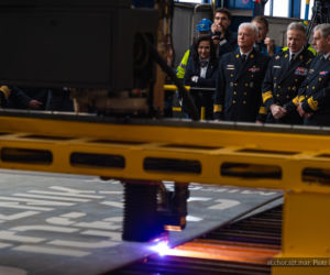 Palenie blach pod przyszłego ORP Huragan