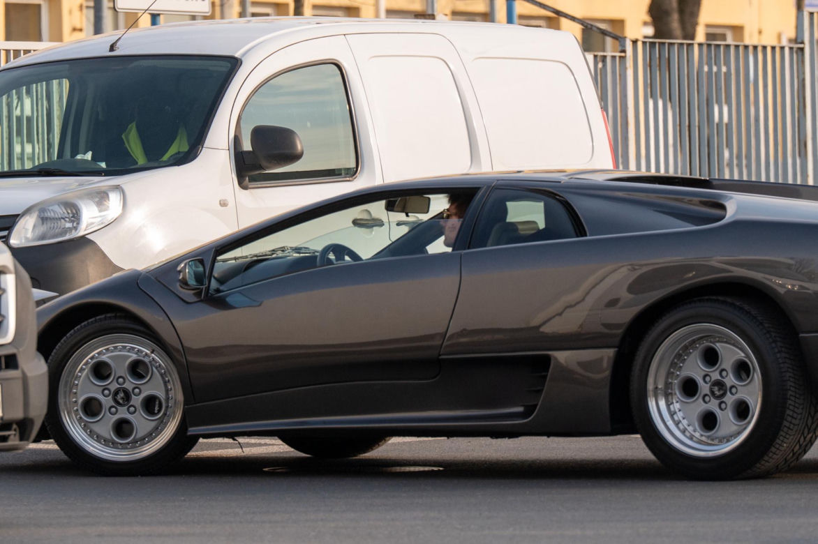 Maciej musiał przeżywa tortury w Lamborghini