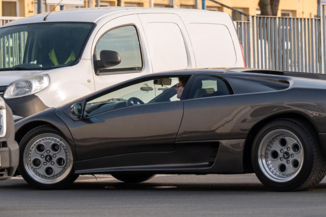 Maciej musiał przeżywa tortury w Lamborghini