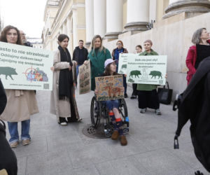 Warszawa. Protest w obronie dzików