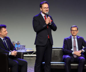 TYLKO U NAS! Ludzie Morawieckiego nie płacą na PiS? Dotarliśmy do wykazu