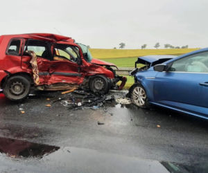 Śmiertelny wypadek w Mąkowarsku! Czarna seria na DK 25 [ZDJĘCIA]