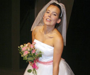 ANNA MUCHA