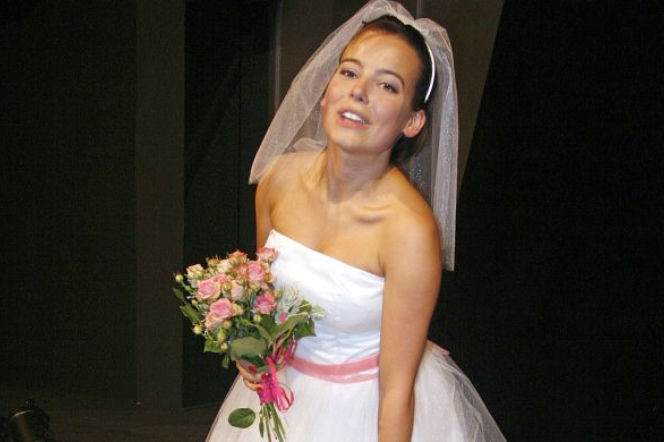 ANNA MUCHA