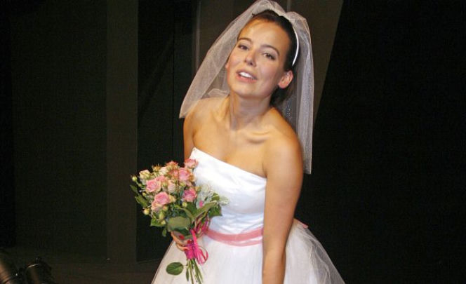 ANNA MUCHA