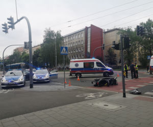 Kraków: Koszmarny wypadek motocyklisty na przejściu dla pieszych