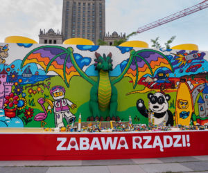 Ogromny mural 3D z klocków LEGO w centrum Warszawy