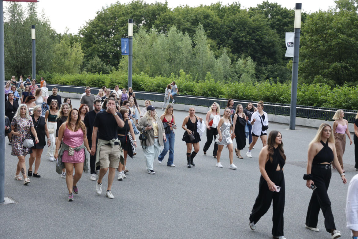 Koncert Jennifer Lopez w Warszawie (25.07.2025) - część pierwsza. Organizatorem koncertu jest Prestige MJM
