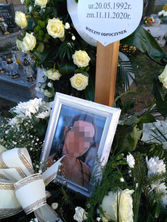 Anię zabito brutalnie na oczach rocznej córki. Na grobie nie ma kwiatów od mordercy