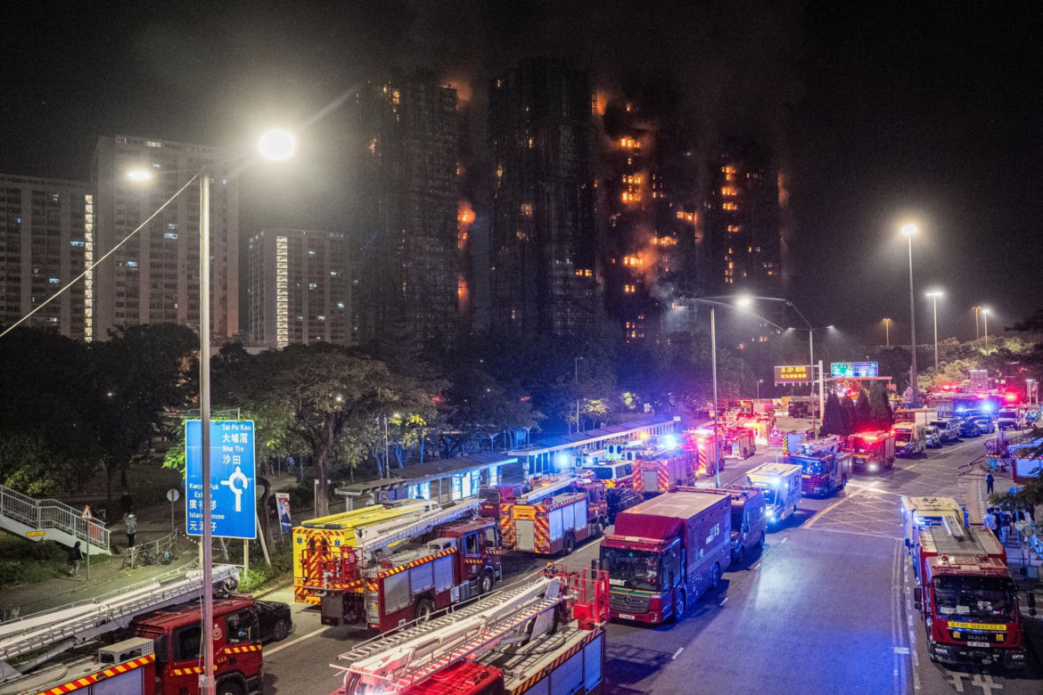 Hongkong / Pożar wieżowców. Liczba ofiar wzrosła już do 44.