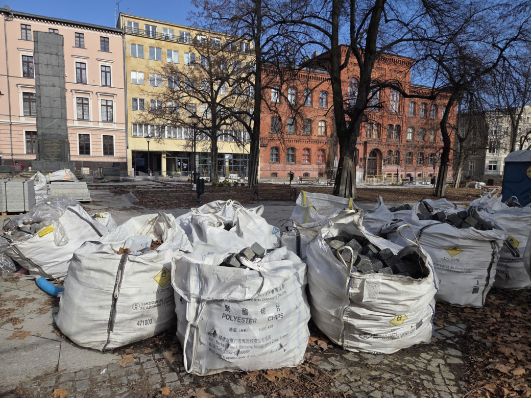 Tak teraz wygląda Plac Wolności w Bydgoszczy. Zaglądamy na plac budowy!