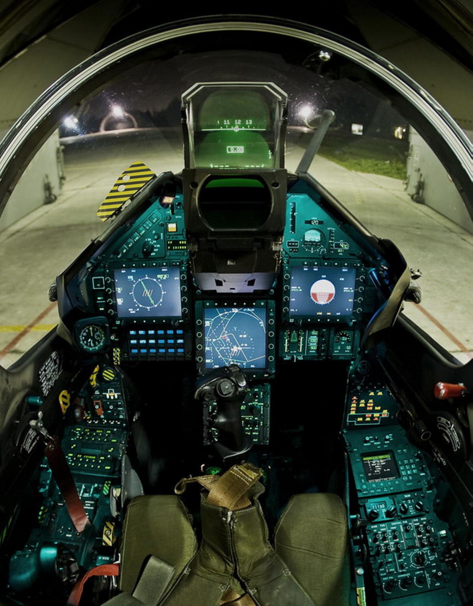 Samolot Mirage 2000