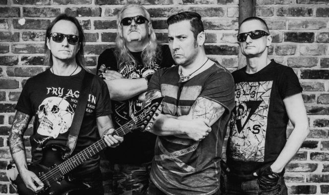 Smok znowu zieje ogniem! Legendarny Dragon zagra w Piwnicy „Przepraszam” w Tarnowie