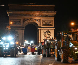 Protestyrolników w Paryżu