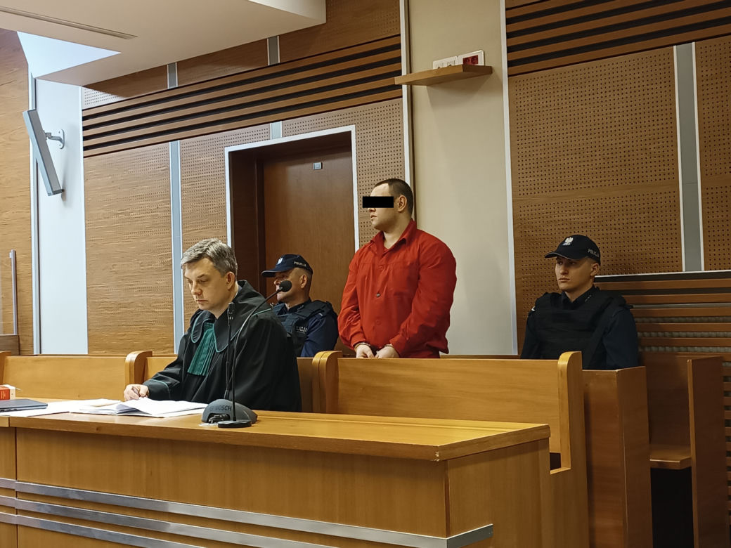 Z zimną krwią rozpłatał Gerardowi głowę młotkiem. Mężczyzna cudem wyrwał się śmierci