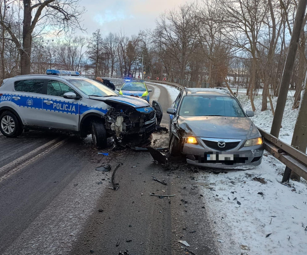 Dramatyczny pościg w Chojnowie. Uciekał przed policją, raniąc dwóch funkcjonariuszy