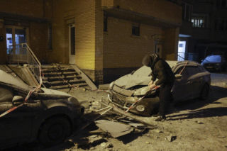 Nocny atak Rosji na Ukrainę. Ofiary śmiertelne w Kijowie, eksplozje we Lwowie