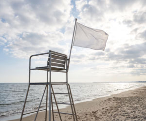 Sinice Kołobrzeg. Czy w Kołobrzegu można się kąpać 31.08? Flaga, warunki pogodowe