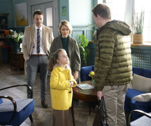Barwy szczęścia, odc. 2097. Bożena (Marieta Żukowska), Paulinka (Lena Jastrzębska), Bruno (Lesław Żurek), Łukasz (Michał Rolnicki)