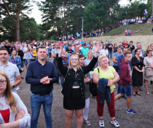 Zabawa pod gołym niebem w Gminie Brody