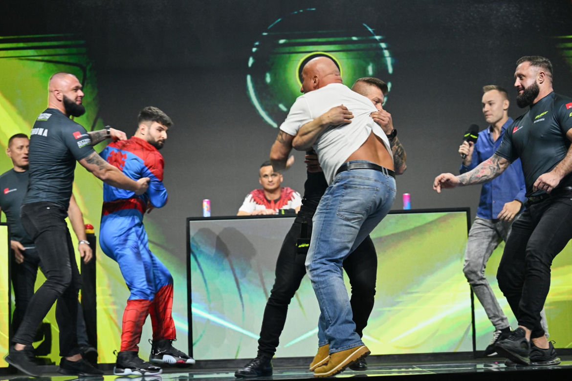 Clout MMA 3 - konferencja