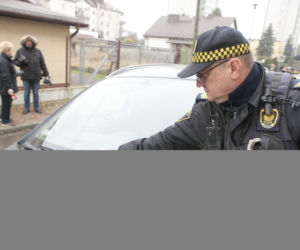 BLOKADA NA PRYWATNYM SAMOCHODZIE ANDRZEJA DUDY.