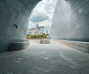 Zaha Hadid i jej Dongdaemun Design Plaza w Seulu